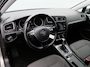 Volkswagen E-Golf 136 Pk | Full LED | Adaptive Cruise | Warmtepomp | Navigatie | 16 Inch | 98.528 Km !!
