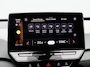 Volkswagen ID.3 First Plus 58 kWh 204 Pk | Trekhaak | Full LED | Adaptive Cruise | Camera | Navigatie | Leer | Stoelverwarming | 19 Inch