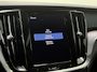 Volvo V60 2.0 B3 Momentum Business | NAVI | TREKHAAK | ACC | KEYLESS | STUUR-/STOELVERWARMING |