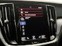 Volvo V60 2.0 B3 Momentum Business | NAVI | TREKHAAK | ACC | KEYLESS | STUUR-/STOELVERWARMING |