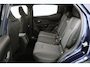 Toyota Urban Cruiser Dynamic 61 kWh | Stuur en stoelverwarming | Navigatie | Parkeersensoren | All season banden |