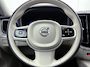 Volvo XC60 2.0 T6 Plug-in LongRange AWD Essential Bright / NL Auto / Panoramadak / Leder / Pdc+Camera / Lmv.21"/ Radio multimedia / Stoel-Stuurverwarming /