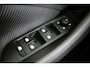 Skoda Kamiq Monte Carlo 1.0 TSI 115 pk | Panoramadak | Stoelverwarming | Elektrische achterklep | Parkeercamera | Verlengde garantie