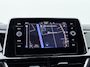 Volkswagen T-Roc 1.5 TSI R-Line | Pano dak | Trekhaak | Navigatie | Camera | Elek Achterklep | 19" | ACC |