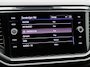 Volkswagen T-Roc 1.5 TSi 150 Pk Automaat Sport Business R-Line | Stoel/Stuurverwarming | Beats Audio | Panorama dak | Keyless | Camera | Trekhaak | 19 Inch