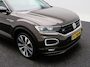 Volkswagen T-Roc 1.5 TSi 150 Pk Automaat Sport Business R-Line | Stoel/Stuurverwarming | Beats Audio | Panorama dak | Keyless | Camera | Trekhaak | 19 Inch