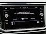 Volkswagen T-Roc 1.5 TSi 150 Pk Automaat Sport Business R-Line | Stoel/Stuurverwarming | Beats Audio | Panorama dak | Keyless | Camera | Trekhaak | 19 Inch