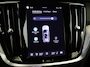 Volvo V60 T6 AWD Plus Dark | Trekhaak | Harman/Kardon | Dodehoekdetectie |