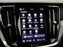 Volvo V60 T6 AWD Plus Dark | Trekhaak | Harman/Kardon | Dodehoekdetectie |