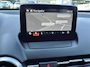 Mazda 2 1.5 Skyactiv-G Signature | Apple carplay| Head up display| Climate control| Rondom zicht camera| Parkeersensoren voor en achter|