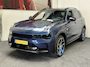 Lynk & Co 01 1.5 6.6kW MY 2023 ZWARTE HEMEL 360 CAMERA ADAPTIVE CRUISE CONTROL PANORAMA SCHUIF/KANTELDAK APPLE CARPLAY/ANDROID RIJSTROOKSENSOREN ZEER MOOI !!