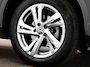 Volkswagen T-Roc 1.5 TSI 150pk DSG R-Line Business · Camera · Apple/Android Car Play · Stoelverwarming · Parkeerassistent · ACC · Draadloze Telefoonlader · Garantie t/m 12-04-2027 of 100.000