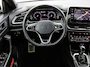 Volkswagen T-Roc 1.5 TSI 150pk DSG R-Line Business · Camera · Apple/Android Car Play · Stoelverwarming · Parkeerassistent · ACC · Draadloze Telefoonlader · Garantie t/m 12-04-2027 of 100.000