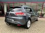 Renault Clio Estate 0.9 TCe Limited | Airco | Trekhaak | Bass Reflex | Navi | Cruise | Keyless | PDC |