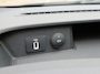 Ford Transit Custom 300 2.0 TDCI L1H1 Limited 130 PK | Drivers Assistance Pack | stoel & stuur verwarming | imperiaal | Safety pack | trekhaak | Apple Carplay/Android Auto |