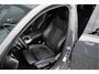 BMW 3-Serie 318i Business Edition | M-PAKKET | SCHUIFDAK | HIFI | CAMERA |