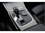 BMW 3-Serie 318i Business Edition | M-PAKKET | SCHUIFDAK | HIFI | CAMERA |