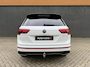 Volkswagen Tiguan 1.4 TSI eHybrid R-Line Pano IQ Light Matrix Trekhaak Ambi