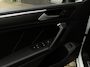 Volkswagen Tiguan 1.4 TSI eHybrid R-Line Pano IQ Light Matrix Trekhaak Ambi