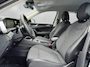 Volkswagen Tayron 1.5 eHybrid 204PK DSG LIFE TREKHAAK/CAMERA/CARPLAY FABRIEKSGARANTIE TOT 2030