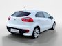 Kia Rio 1.2 CVVT ExecutiveLine | Climate control | Stoel + stuurverwarming | Navigatie | Parkeersensoren | 16 inch LM-velgen | Bluetooth |