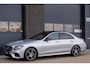 Mercedes-Benz E-klasse 200 AMG | Pano | Night | Virtual | Carbon | Burmester | Camera | Sfeer | Trekhaak | Stoelverwarming | LED | Keyless | Carplay | Nappa Leder | NAP | Dealer Onderhouden | Garantie