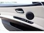 BMW 3-Serie Touring 318i High Executive | Elektrisch glazen panorama-dak | Lederen bekleding | Xenon