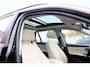 BMW 3-Serie Touring 318i High Executive | Elektrisch glazen panorama-dak | Lederen bekleding | Xenon