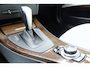 BMW 3-Serie Touring 318i High Executive | Elektrisch glazen panorama-dak | Lederen bekleding | Xenon