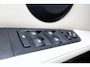 BMW 3-Serie Touring 318i High Executive | Elektrisch glazen panorama-dak | Lederen bekleding | Xenon