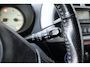 Toyota RAV4 2.0-16V VVT-i Sol | Lichtmetalen velgen | spatbordverbreders in carrosseriekleur | monotone carrosseriekleur | airconditioning | elektrisch bedienbare portierramen achter (5-drs) | lederen stuurwiel e