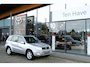 Toyota RAV4 2.0-16V VVT-i Sol | Lichtmetalen velgen | spatbordverbreders in carrosseriekleur | monotone carrosseriekleur | airconditioning | elektrisch bedienbare portierramen achter (5-drs) | lederen stuurwiel e