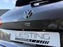 Volkswagen Touareg 3.0 TSi eHybrid R - Pano Trekhaak Lucht