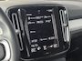 Volvo XC40 1.5 T2 Momentum Business | Achteruitrijcamera | Apple CarPlay | Stoel-/Stuurverwarming | Adaptive Cruise Control | Keyless Entry | Navigatie | Parkeersensoren