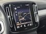 Volvo XC40 1.5 T2 Momentum Business | Achteruitrijcamera | Apple CarPlay | Stoel-/Stuurverwarming | Adaptive Cruise Control | Keyless Entry | Navigatie | Parkeersensoren