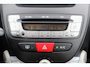 Peugeot 107 1.0 Active Airco Radio Elektrische Ramen LED Dagrijverlichting