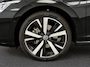 Volkswagen Golf 1.5 204pk DSG eHybrid Life Edition · Camera · Dodehoek Detectie · Apple/Android Car Play · Stoel-& Stuurverwarming · 18'' Inch · Garantie t/m 13-04-2030 of 100.000km