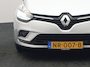 Renault Clio 1.2 TCe Intens 119pk Automaat | Camera | Keyless | Alcantara Sportstoelen Verwarmd | Cruise Control | LED Koplampen | DAB | Navigatie | Park Assist | 16"L.M