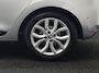 Renault Clio 1.2 TCe Intens 119pk Automaat | Camera | Keyless | Alcantara Sportstoelen Verwarmd | Cruise Control | LED Koplampen | DAB | Navigatie | Park Assist | 16"L.M