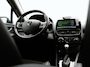 Renault Clio 1.2 TCe Intens 119pk Automaat | Camera | Keyless | Alcantara Sportstoelen Verwarmd | Cruise Control | LED Koplampen | DAB | Navigatie | Park Assist | 16"L.M