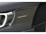 Volvo EX40 Single Motor Extended Range Business Edition | DEMO DEAL | Verwarmbare voorstoelen | Verwarmbaar stuurwiel | Premium audio by Harman Kardon | 19 inch Lichtmetalen velgen | Alarmklasse 3
