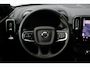 Volvo EX40 Single Motor Extended Range Business Edition | DEMO DEAL | Verwarmbare voorstoelen | Verwarmbaar stuurwiel | Premium audio by Harman Kardon | 19 inch Lichtmetalen velgen | Alarmklasse 3