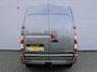 Renault Master T33 2.3 dCi L2H2 Stop & Start | Automaat | Trekhaak | Camera | Airco | Navi | Cruise | 16" LM | PDC | Licht-/regensensor | Volledig betimmerd |