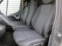 Renault Master T33 2.3 dCi L2H2 Stop & Start | Automaat | Trekhaak | Camera | Airco | Navi | Cruise | 16" LM | PDC | Licht-/regensensor | Volledig betimmerd |