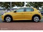 Peugeot e-208 EV Active 50 kWh, Geel metallic, Clima, Cruise, Navi/App connect