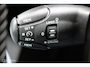 Peugeot e-208 EV Active 50 kWh, Geel metallic, Clima, Cruise, Navi/App connect