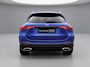 Mercedes-Benz GLC 300 e 4MATIC Sport Edition | AMG Line | Premium Pakket | Night Pakket | Winter Pakket | Panoramadak | 360° Camera | Augmented Reality voor Navigatie | Dodehoekassistent | Verkeersbordenassistent | DIGITAL LIGHT | Elektrisch Verstelbare Stoelen + Memory | Stoelverwarming | Stuurverwarming | Sfeerverlichting | Apple CarPlay | Android Auto | Sierdelen Lindehout Antraciet | Elektrische Achterklep | Elektrisch Inklapbare Buitenspiegels | Parkeersensoren