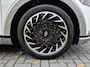 Hyundai Ioniq 5 Lounge 77.4 kWh / SOH 99% / Dealer onderhouden / Trekhaak 1.600 kg / Panoramadak / warmtepomp / Stoelventilatie / head-up display / Stuur-, stoel- en achtebankverwarming / 20" LM wielen / elektrisch achterklep / Apple Carplay Android Auto /