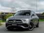 Mercedes-Benz GLA 250 AMG|Panoramadak|Keyless|Dodehoek assis.|Stoelverw.|Carbon interieur|Night pakket|Magno lak|