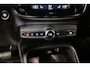 Volvo XC40 1.5 T5 Plug-in hybrid Core Bright|Stuur+Stoelverwarming|Achteruitrij Camera|Apple Carplay| All Season Banden|